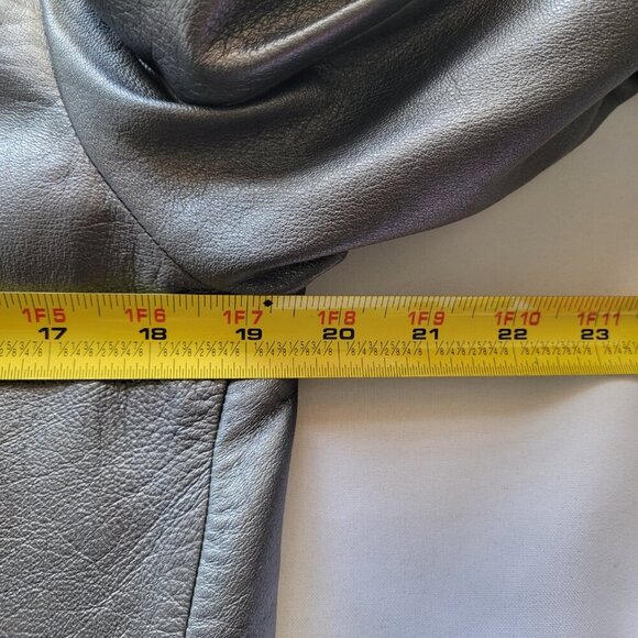 BUY AS IS: Willi Smith Silver Faux Leather Jacket/Blazer (Size: M) - Picture 14 of 16